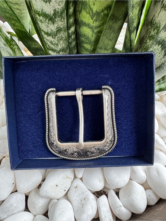 Montana Silversmiths Accessories - Montana Silversmiths Cowboy Cameo Steer Head Western Belt Buckle Silver Tone NIB